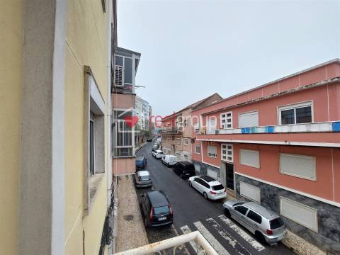 Apartamento T2 Venda em Queluz e Belas,Sintra