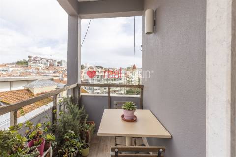 Apartamento T3 em Arroios