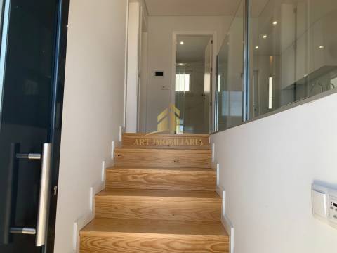 Andar Moradia T2 Venda em Gondomar (São Cosme), Valbom e Jovim,Gondomar