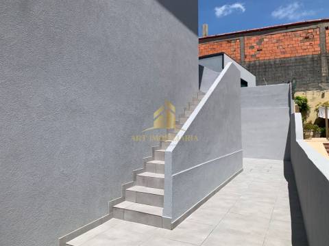 Andar Moradia T2 Venda em Gondomar (São Cosme), Valbom e Jovim,Gondomar