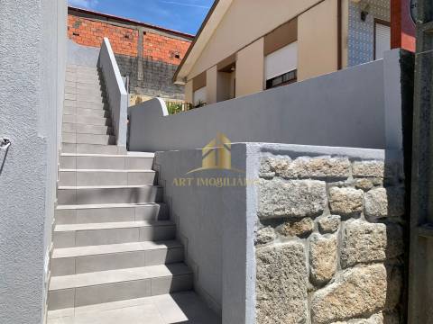 Andar Moradia T2 Venda em Gondomar (São Cosme), Valbom e Jovim,Gondomar