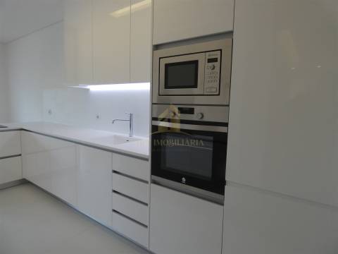 Apartamento T3 Venda em Cedofeita, Santo Ildefonso, Sé, Miragaia, São Nicolau e Vitória,Porto