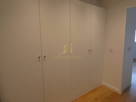 Apartamento T3 Venda em Cedofeita, Santo Ildefonso, Sé, Miragaia, São Nicolau e Vitória,Porto