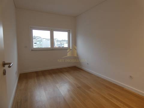 Apartamento T3 Venda em Cedofeita, Santo Ildefonso, Sé, Miragaia, São Nicolau e Vitória,Porto