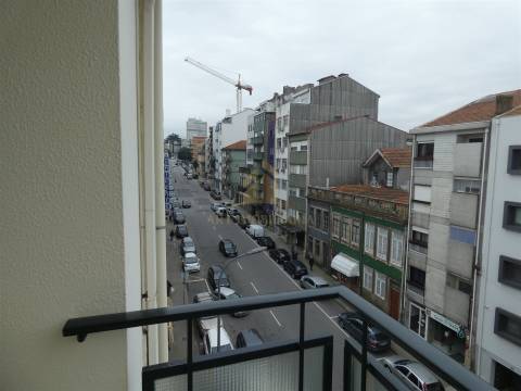 Apartamento T3 Venda em Cedofeita, Santo Ildefonso, Sé, Miragaia, São Nicolau e Vitória,Porto