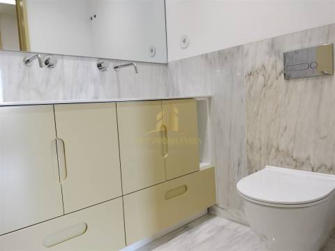 Apartamento T3 Venda em Aldoar, Foz do Douro e Nevogilde,Porto