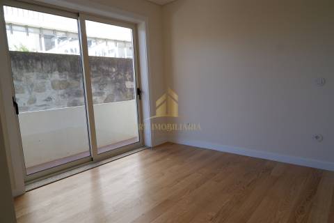 Apartamento T3 Venda em Lordelo do Ouro e Massarelos,Porto