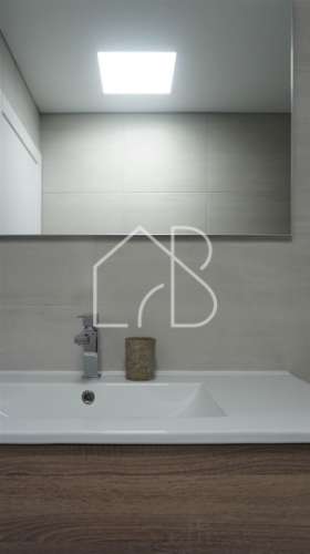 Moradia Nova de Gaveto, T3+1, em Esporões, Braga