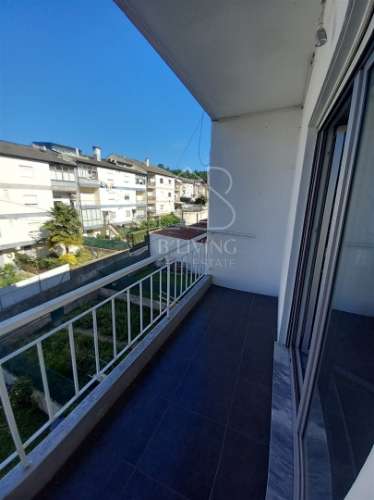 Apartamento T3 mobilado e remodelado para arrendar em Braga