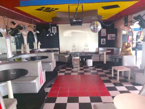 Prédio comercial à venda em Costa, Guimarães