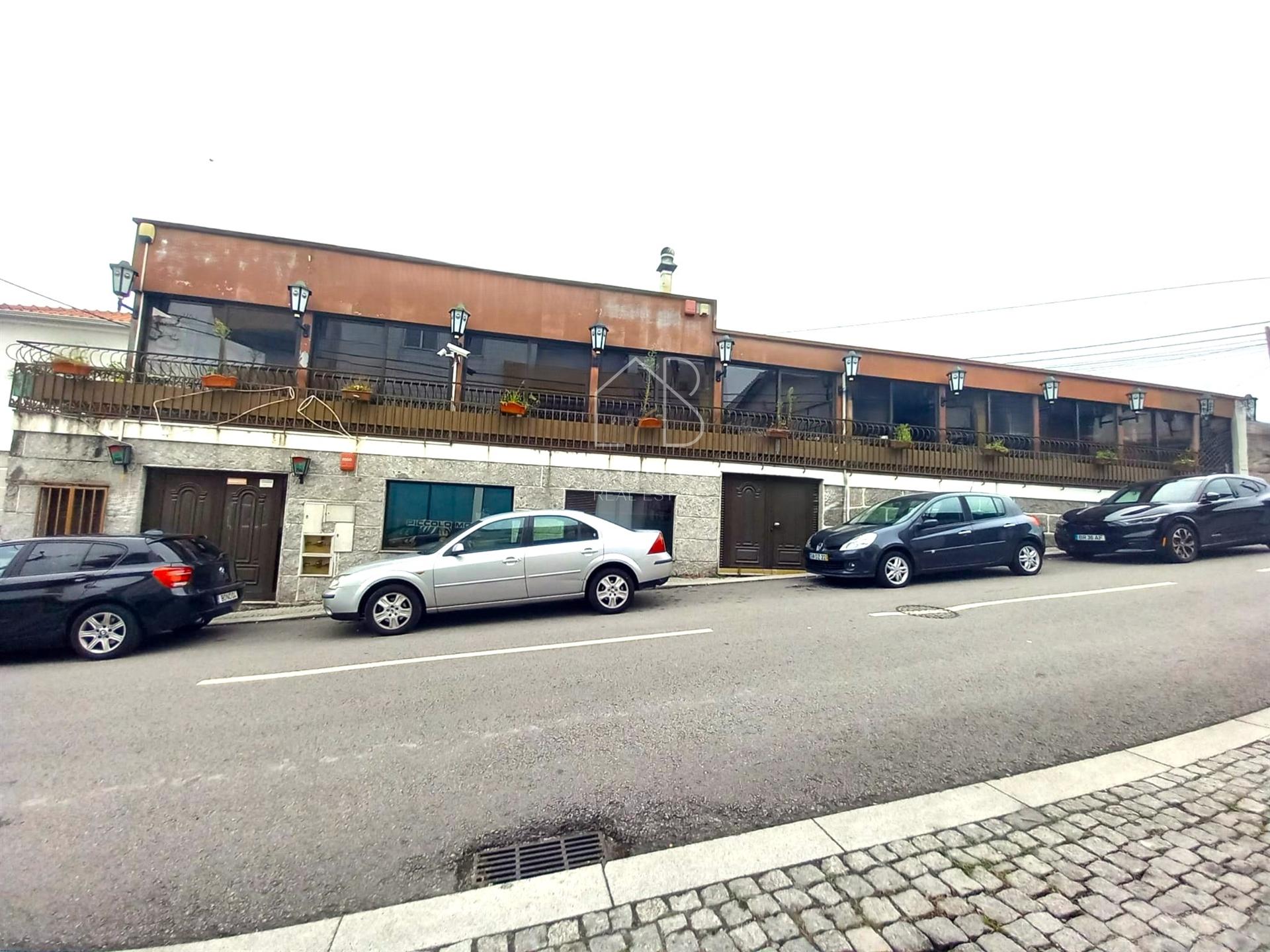 Prédio  Venda em Costa,Guimarães