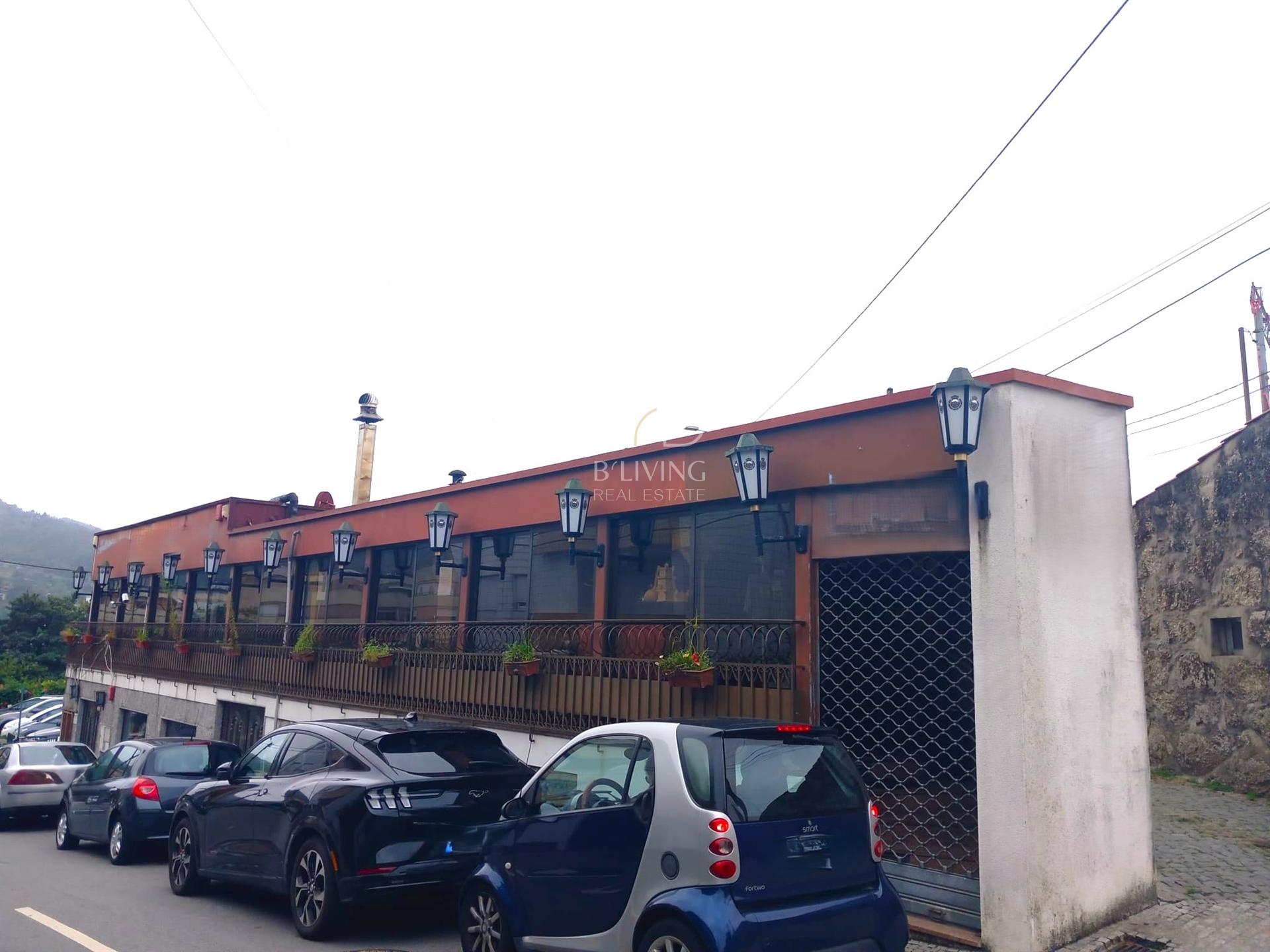 Prédio  Venda em Costa,Guimarães