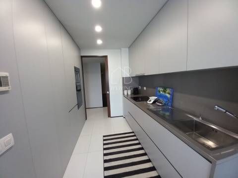 T3 de luxo (3 suites) totalmente remodelado | 1ª linha do mar | Avenida dos Banhos, Póvoa de Varzim