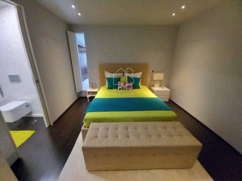 T3 de luxo (3 suites) totalmente remodelado | 1ª linha do mar | Avenida dos Banhos, Póvoa de Varzim