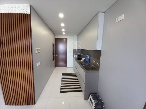 T3 de luxo (3 suites) totalmente remodelado | 1ª linha do mar | Avenida dos Banhos, Póvoa de Varzim