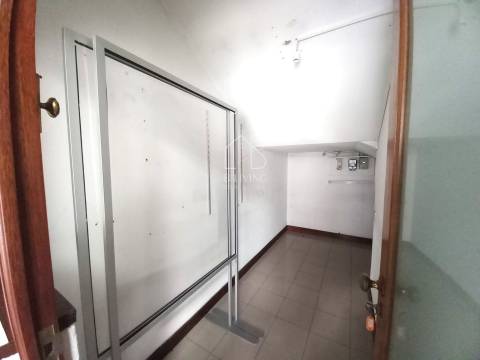 Loja à venda em Braga – junto ao Tribunal | Centro da Cidade