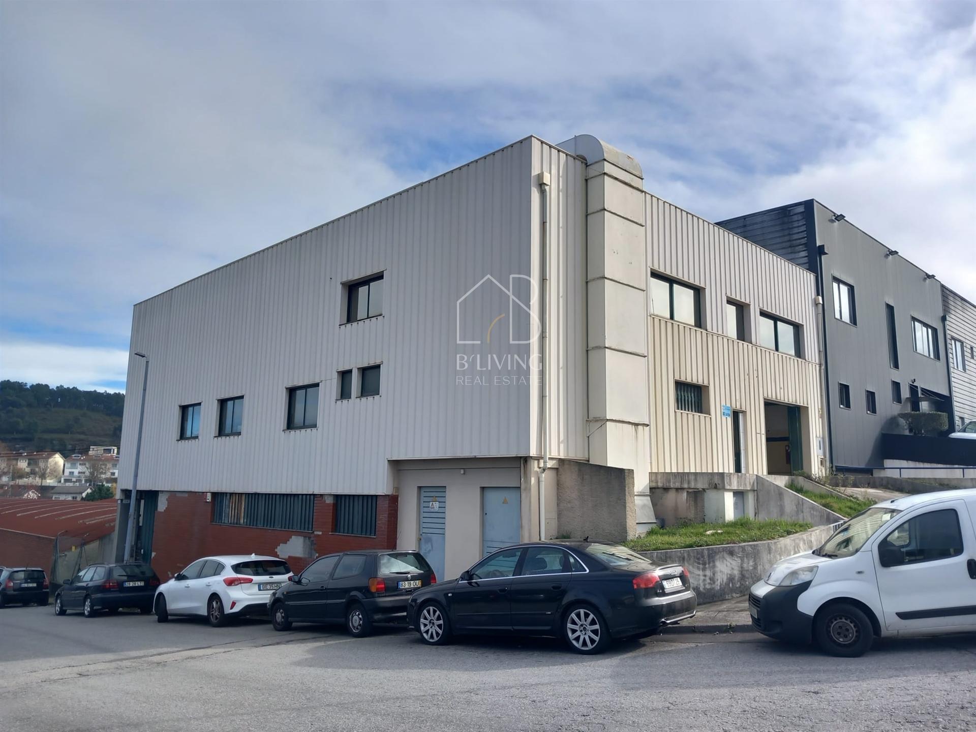 Pavilhão Comercial/Industrial para Venda – Zona Industrial das Sete Fontes, Braga