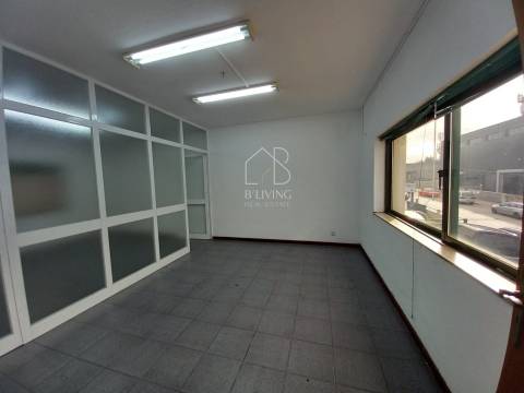 Pavilhão Comercial/Industrial para Venda – Zona Industrial das Sete Fontes, Braga