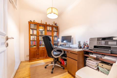 Apartamento T3 Venda em Santo António,Lisboa