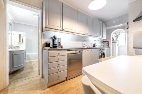 Apartamento T3 Venda em Santo António,Lisboa