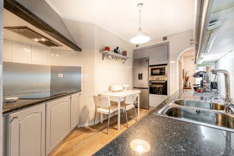 Apartamento T3 Venda em Santo António,Lisboa