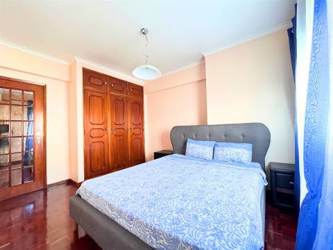 Apartamento T4 DUPLEX Venda em Odivelas,Odivelas