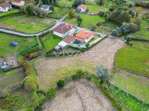 Terreno Para Construção  Venda em Sande, Vilarinho, Barros e Gomide,Vila Verde