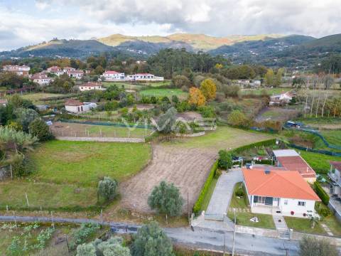 Terreno Para Construção  Venda em Sande, Vilarinho, Barros e Gomide,Vila Verde