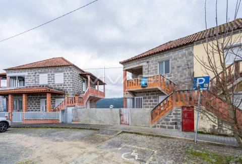 Moradia Geminada T2 Venda em Ruilhe,Braga