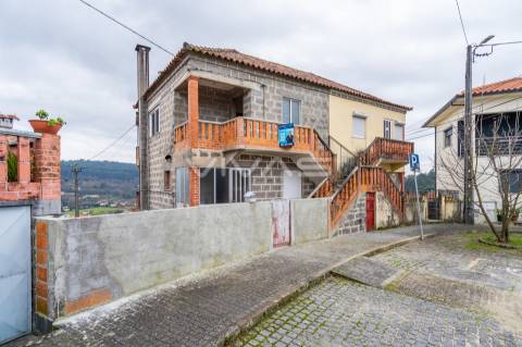 Moradia Geminada T2 Venda em Ruilhe,Braga