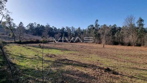 Moradia para recuperar em Gondiães, Vila Verde