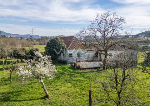 Quintinha T0 Venda em Pico de Regalados, Gondiães e Mós,Vila Verde