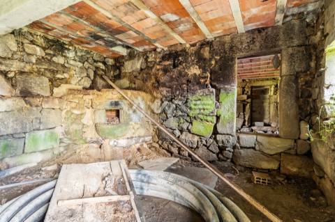 Quintinha T0 Venda em Pico de Regalados, Gondiães e Mós,Vila Verde