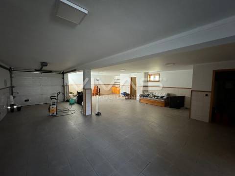 Moradia T4 Arrendamento em Vila de Prado,Vila Verde