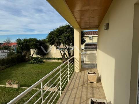 Moradia T4 Arrendamento em Vila de Prado,Vila Verde
