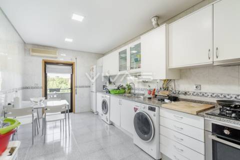 Apartamento T3 Venda em Ferreiros e Gondizalves,Braga