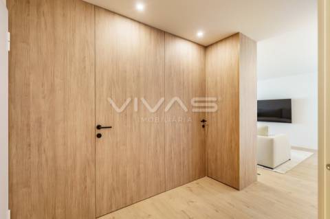 Apartamento T3 em Condomínio Fechado