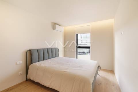 Apartamento T3 em Condomínio Fechado