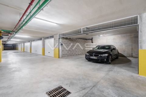 Apartamento T3 em Condomínio Fechado