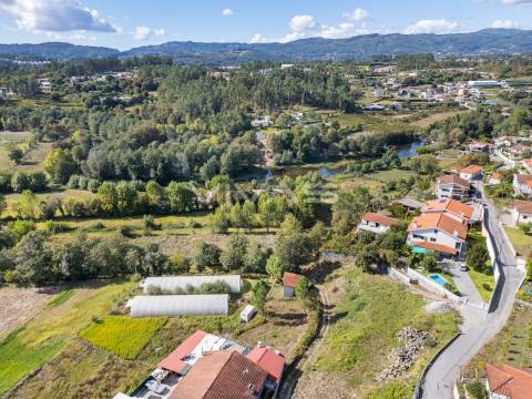 Terreno para construção em Fiscal, Amares