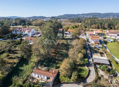 Terreno para construção em Loureira, Vila Verde
