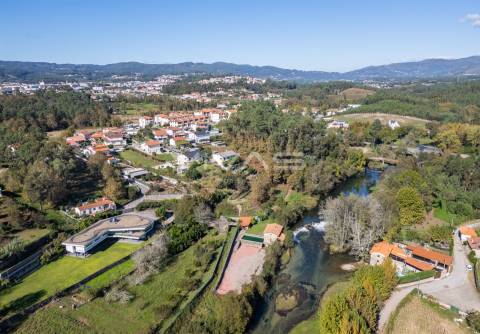 Terreno para construção em Loureira, Vila Verde