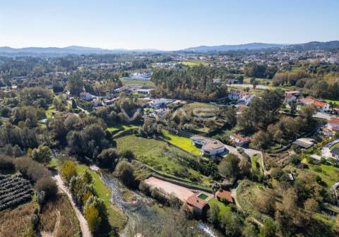 Terreno para construção em Loureira, Vila Verde