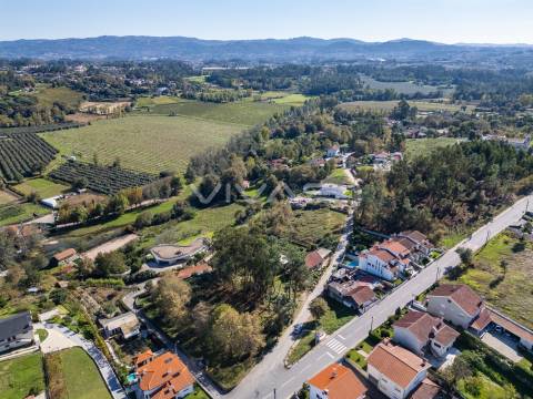 Terreno para construção em Loureira, Vila Verde