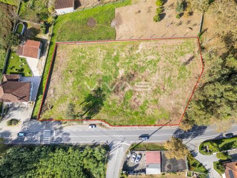 Terreno para construção em Pico de Regalados, Vila Verde