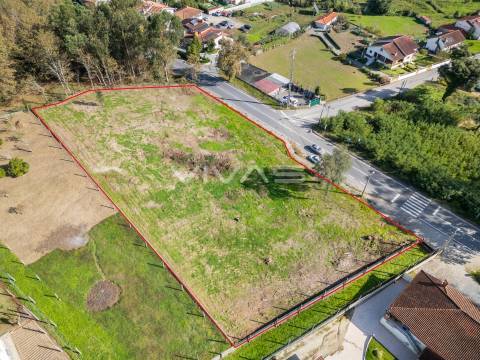 Terreno para construção em Pico de Regalados, Vila Verde