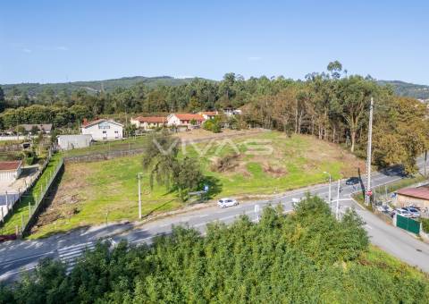 Terreno para construção em Pico de Regalados, Vila Verde