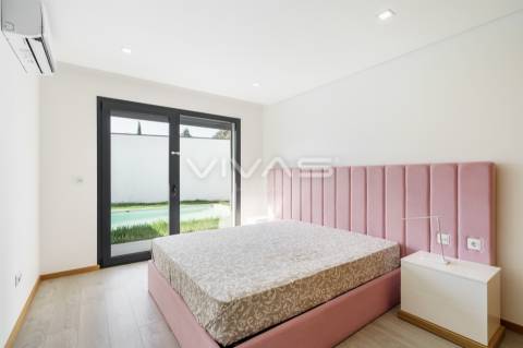 Moradia individual T3+1 térrea em Lago, Amares