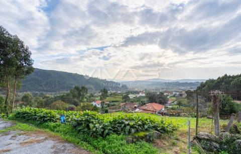 Terreno para construção em Nevogilde, Vila Verde