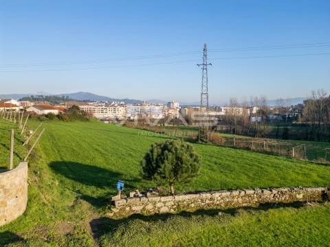 Terreno para construção em Barbudo, Vila Verde